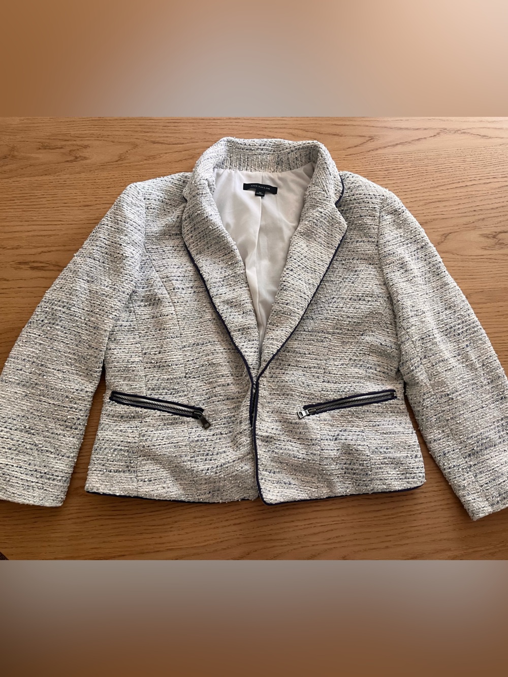 Ann Taylor Ivory and Navy Trim Tweed Boucle Classic Feminine Blazer